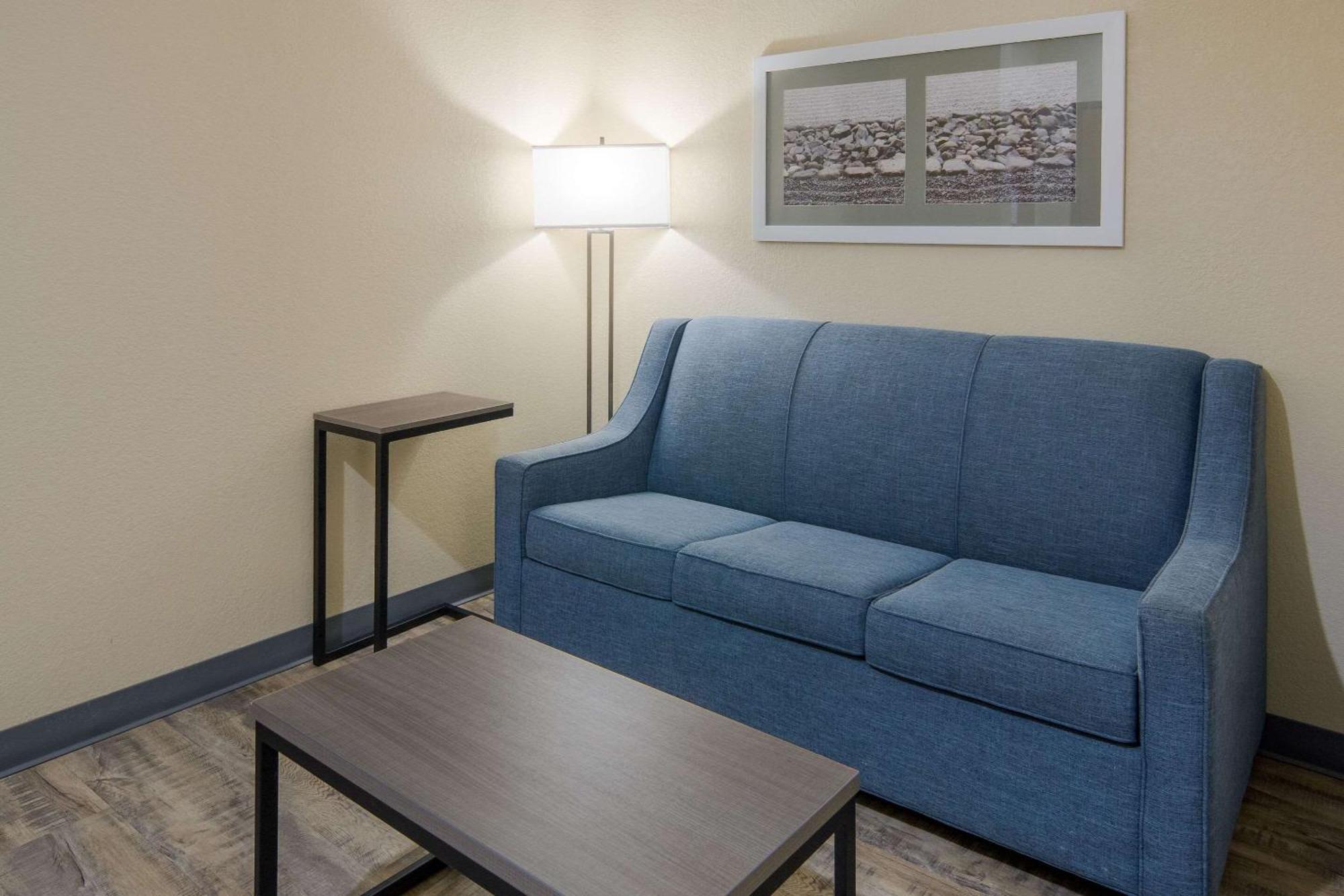 Quality Inn & Suites Roanoke - Fort Worth North Bagian luar foto